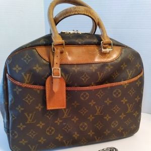 🎁Authentic Louis Vuitton Monogram Deauville / Tote / Travel / Toiletry/ Satchel